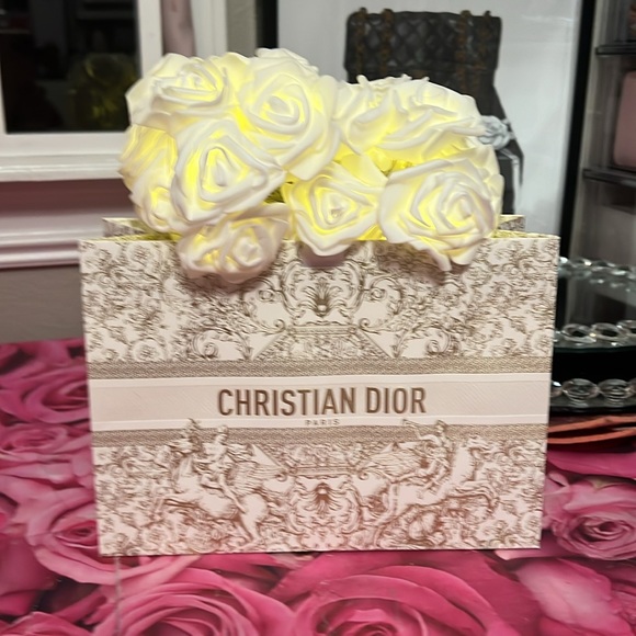 GlammitCreations Light Up Rose Arrangement in Dior Holiday Shopping Bag - Picture 10 of 12